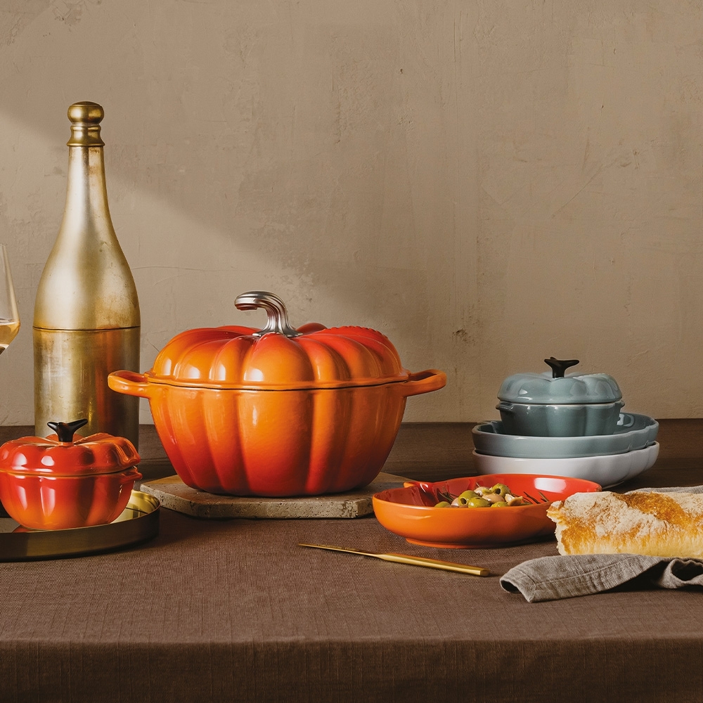 Le Creuset - Stoneware Pumpkin Casserole with lid 300 ml - Sea Salt