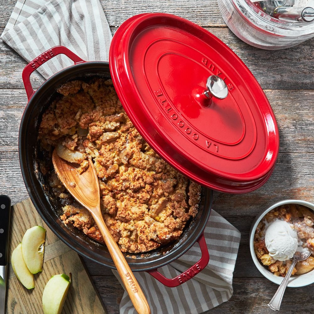 STAUB - Cocotte | oval | 29 cm | cherry red