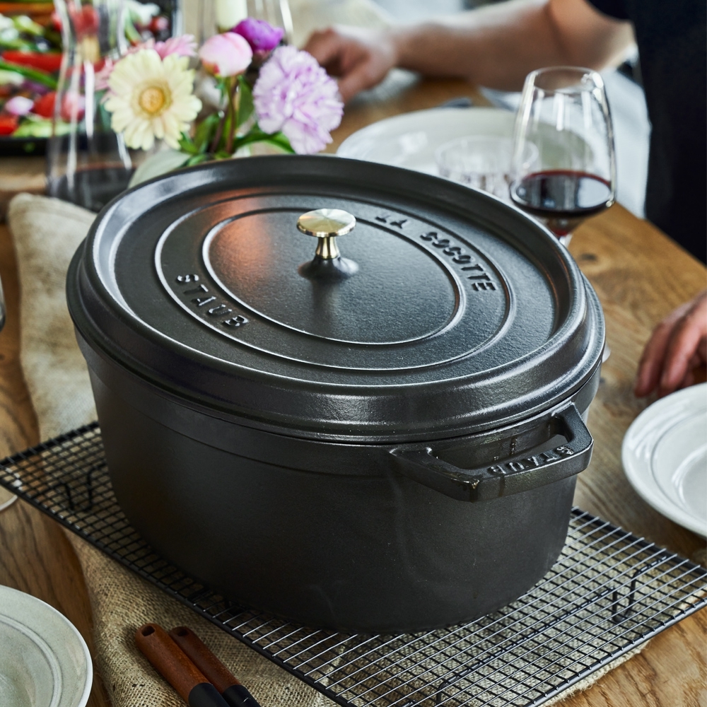 STAUB - Cocotte | oval | 37 cm | Schwarz