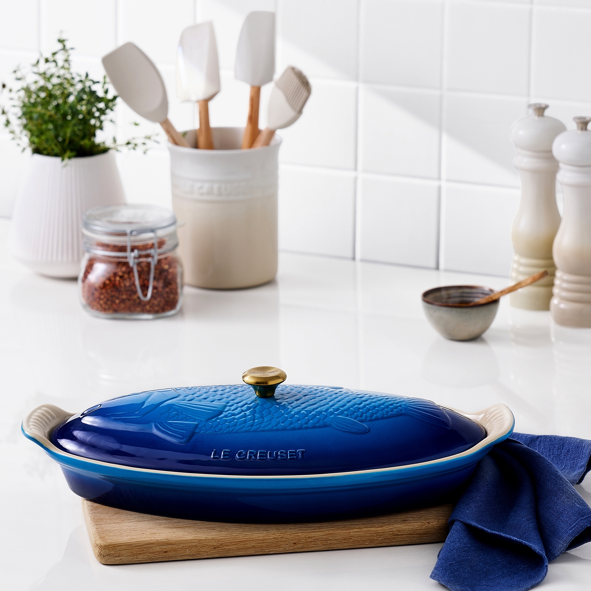 Le Creuset - Fischbackform Tradition mit Deckel 1,6 L