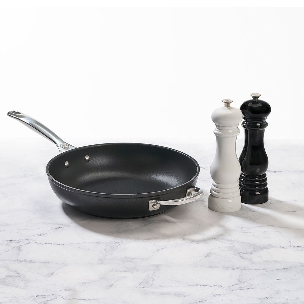 Le Creuset - Mills Set Black & White 21 cm