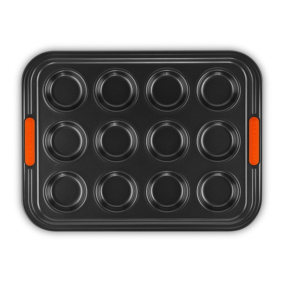 Le Creuset - 12 Cup Bun Tray