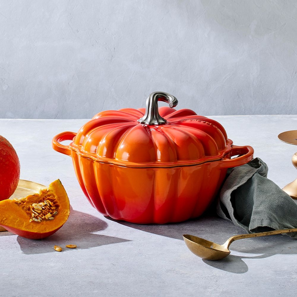 Le Creuset - Cast Iron Pumpkin Casserole 24 cm - Flame