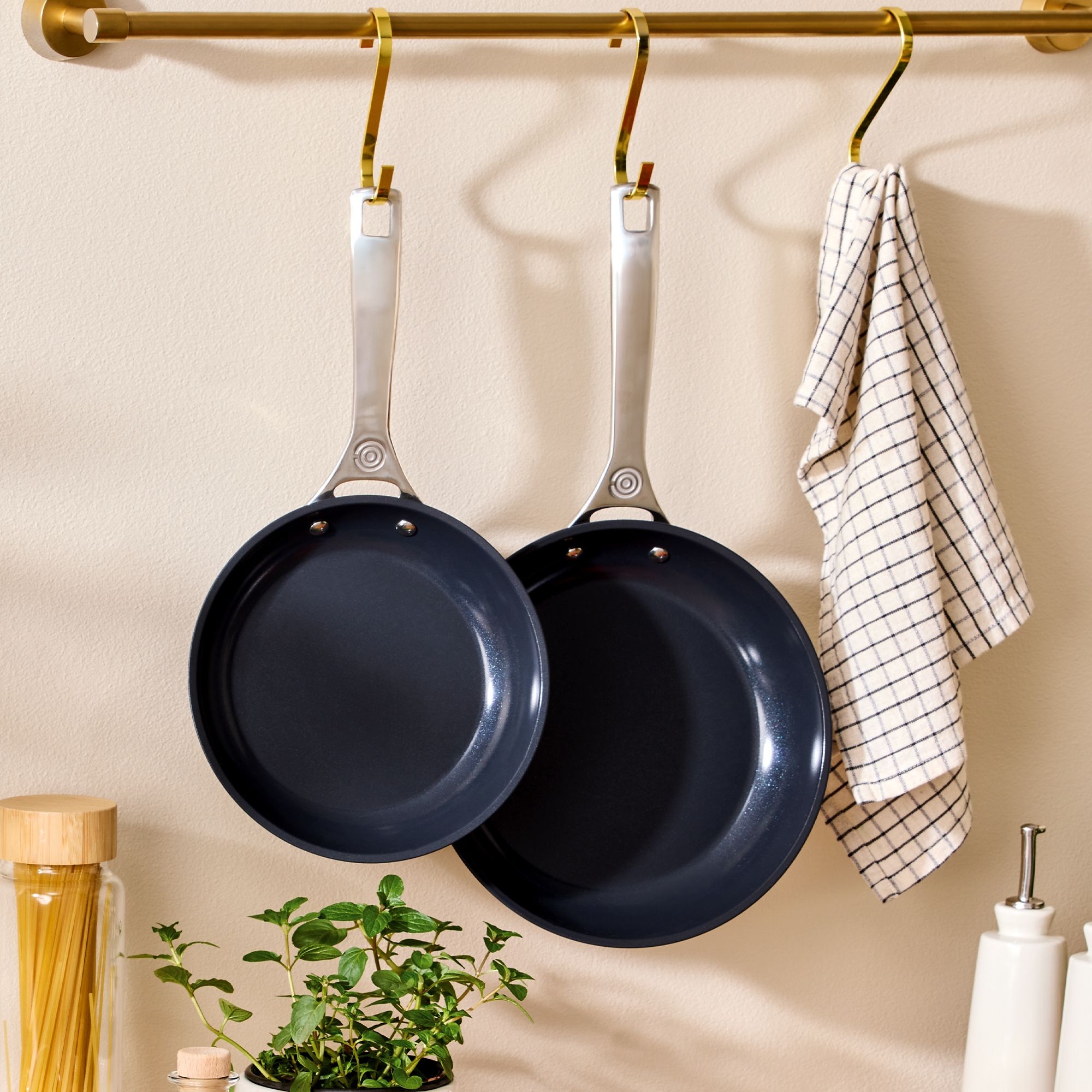 Le Creuset - Frying Pan 20 cm - Essential Non-Stick Ceramic