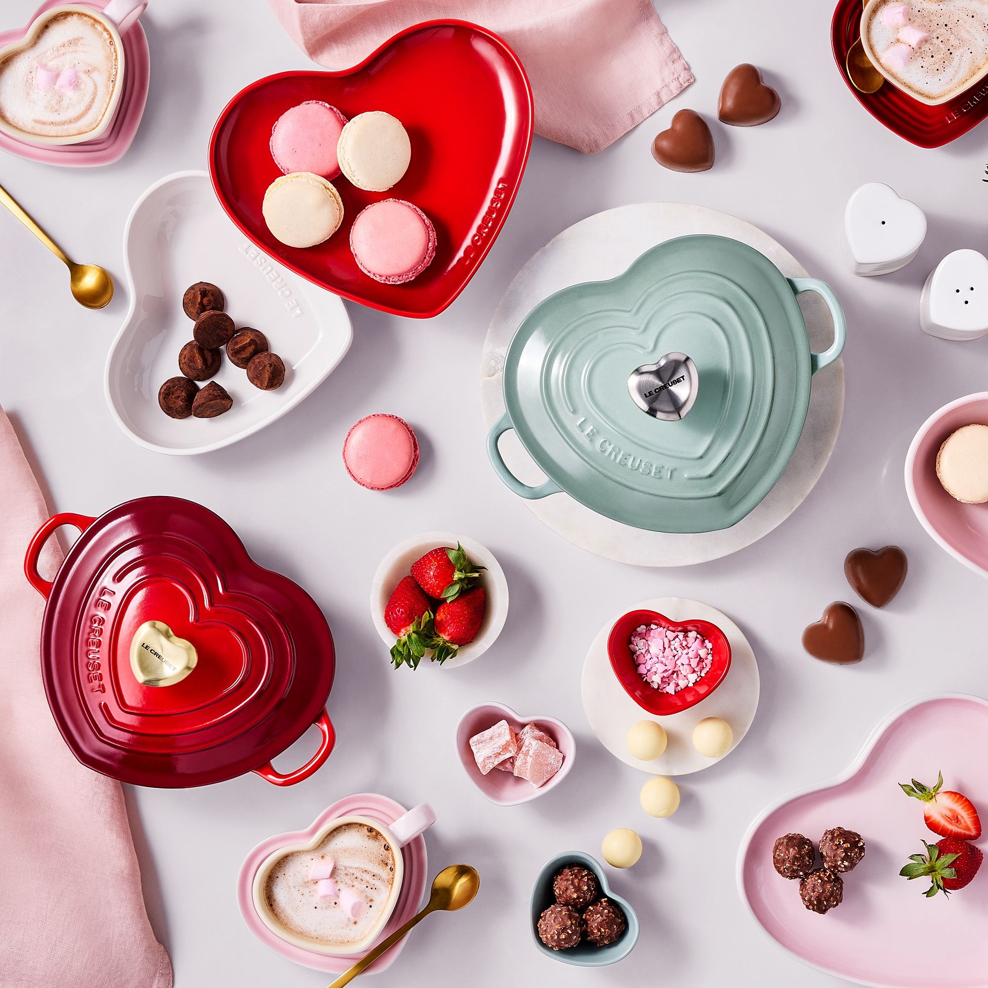 Le Creuset - Heart Casserole with Heart Shaped Knob - 1,9 L